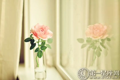 十二星座分别适合戴哪种款式的镜框